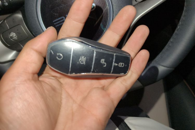 比亚迪 海豚 2021款 405km 时尚版中控内饰7001