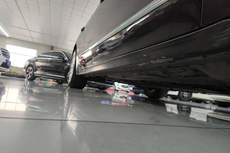 别克 君越 2018款 20T 精英型局部细节9001