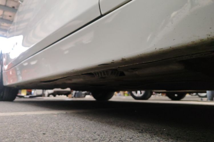 宝马3系 2013款 316i 进取型局部细节9001