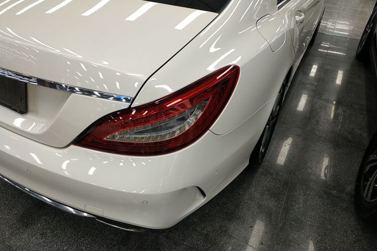 奔驰CLS 2015款 CLS 260车身外观9