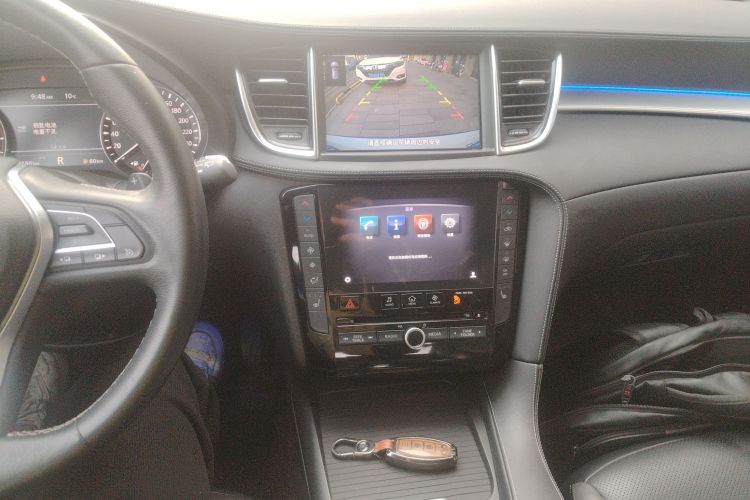 英菲尼迪QX50 2018款 2.0T 两驱时尚版中控内饰16