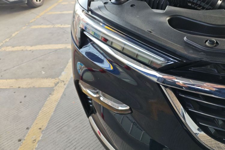 别克 昂科旗 2020款 28T 四驱旗舰型车身外观8