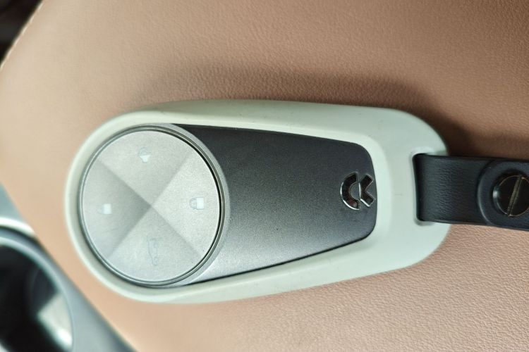 蔚来ES6 2020款 600KM 运动版中控内饰11