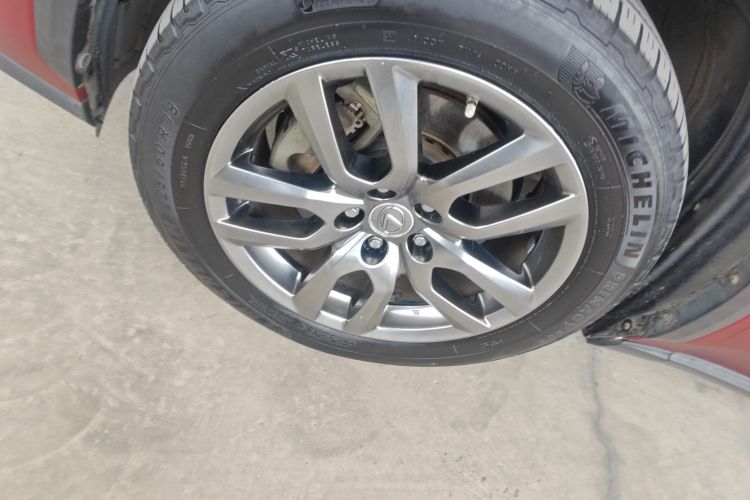 雷克萨斯NX 2015款 200t 全驱 锋尚版车身外观6007