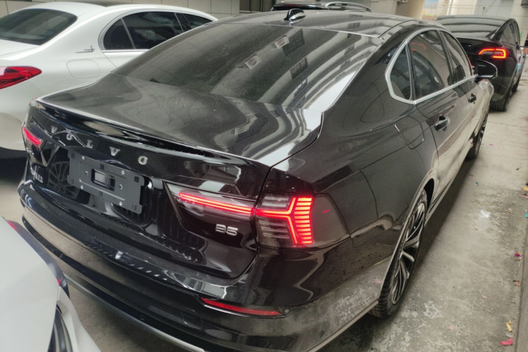 沃尔沃S90 2026款 B5 智远豪华版车身外观6005