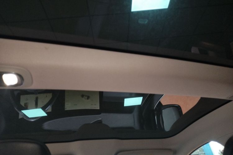 小鹏P7 2022款 480N+局部细节22