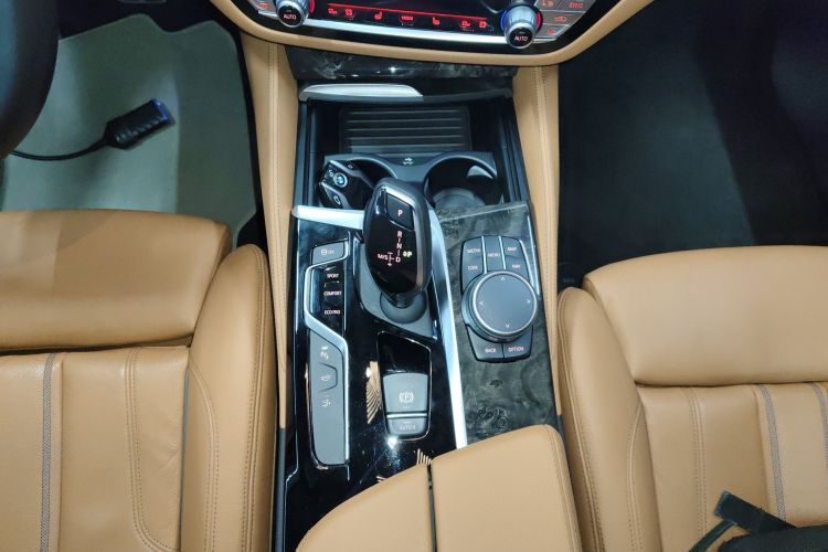 宝马6系GT 2019款 630i M运动套装局部细节18