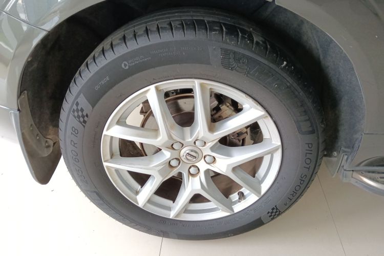 沃尔沃XC60 2018款 T5 四驱智逸版车身外观56