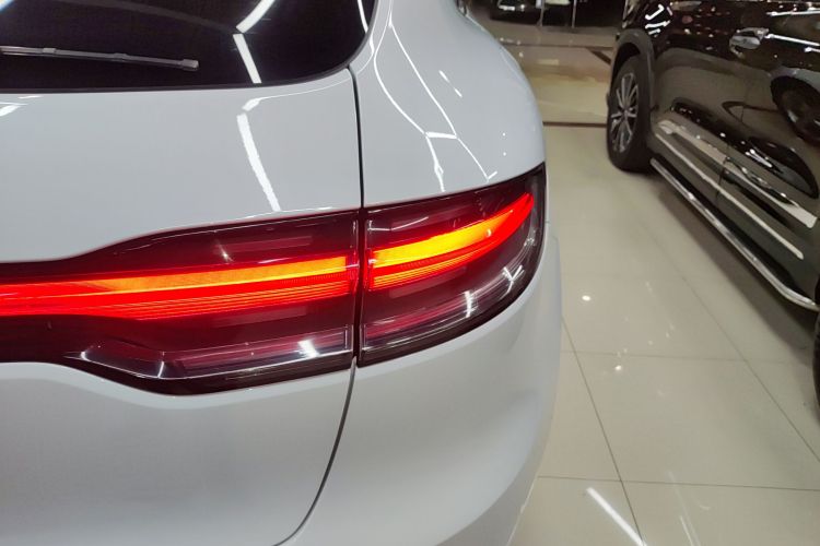 保时捷 2018款 Macan 2.0T车身外观9