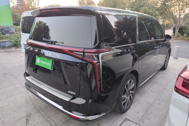 上汽大通MAXUS 大通G90 2022款 2.0T 星际七座版车身外观6005