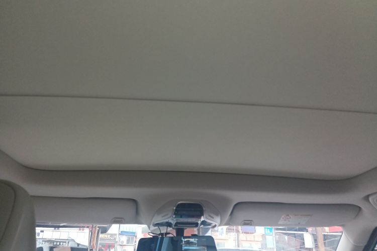 吉利汽车 吉利icon 2023款 1.5TD 巧克力醇巧版中控内饰22