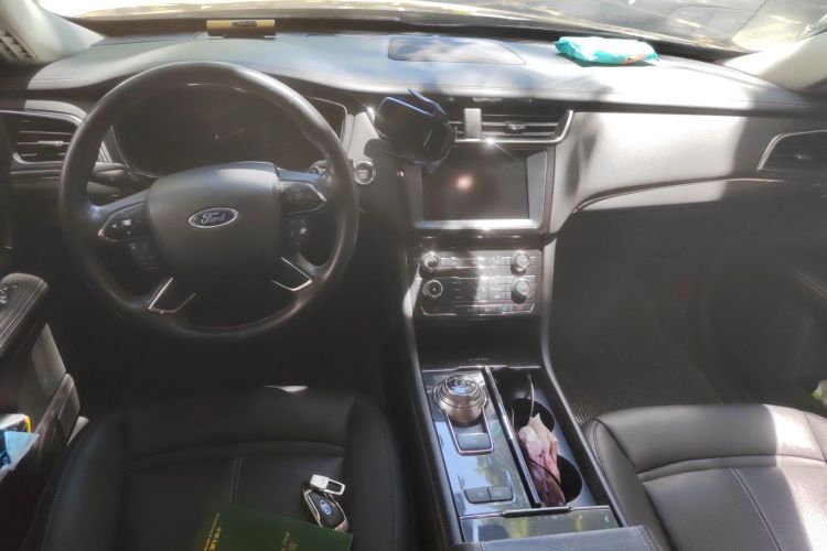 福特 金牛座 2017款 EcoBoost 245 时尚型中控内饰7002