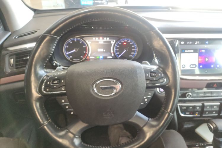 广汽传祺 传祺GS8 2017款 320T 四驱豪华智联版（七座）局部细节13