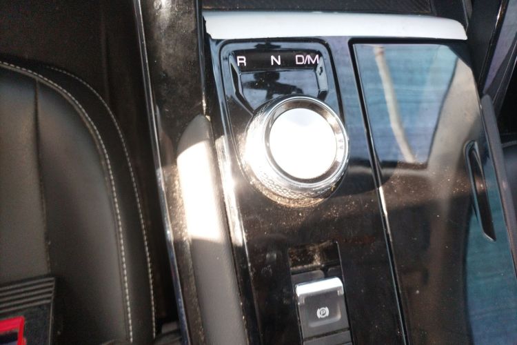 哈弗H6 2022款 第三代 1.5T 自动两驱Max中控内饰18