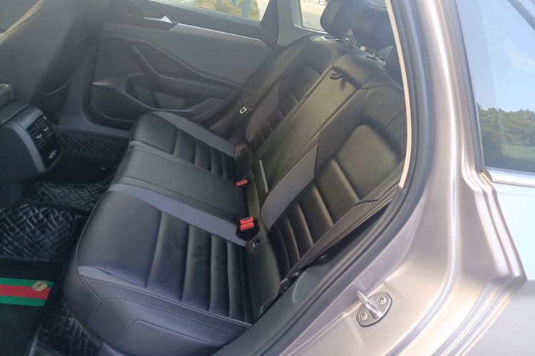 大众 速腾 2021款 280TSI DSG舒适智联版中控内饰7004