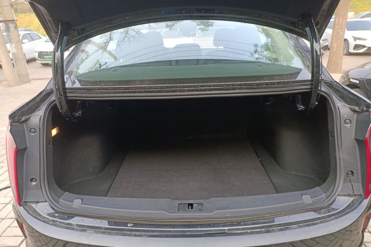 红旗E-QM5 2023款 改款 基础出行版局部细节23