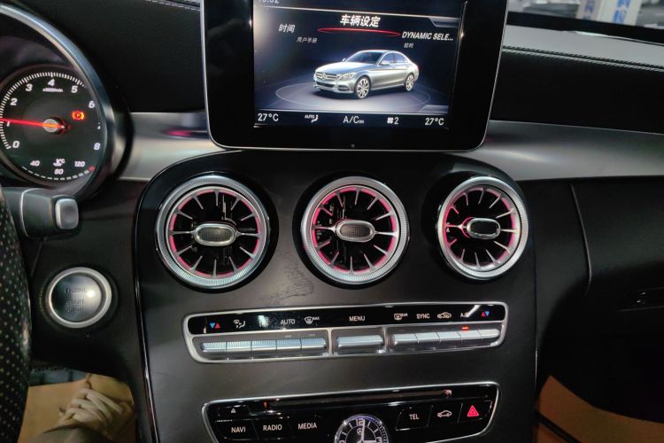 奔驰C级 2018款 C 180 L 时尚型运动版局部细节16