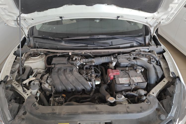 日产 轩逸 2021款 经典 1.6XL CVT豪华版机舱底盘24