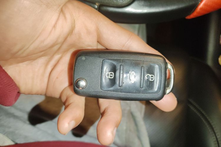 大众 途观 2016款 330TSI 自动四驱豪华版中控内饰7001