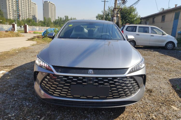 比亚迪 秦PLUS 2025款 DM-i 智驾版 55KM领先型车身外观2