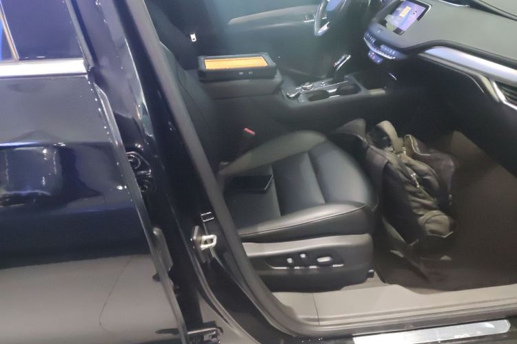 凯迪拉克XT4 2020款 改款 28T 两驱豪华型局部细节41