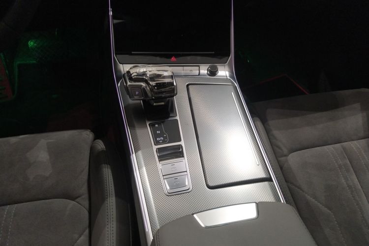 奥迪A6L 2023款 40 TFSI 豪华动感型局部细节18