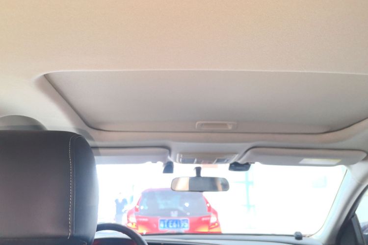 本田 思域 2016款 180TURBO CVT舒适版中控内饰22