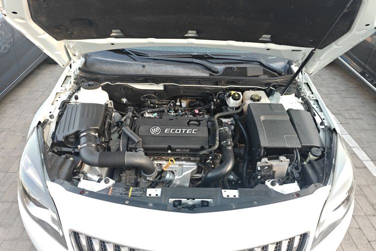 别克 君威 2015款 1.6T 领先技术型机舱底盘24