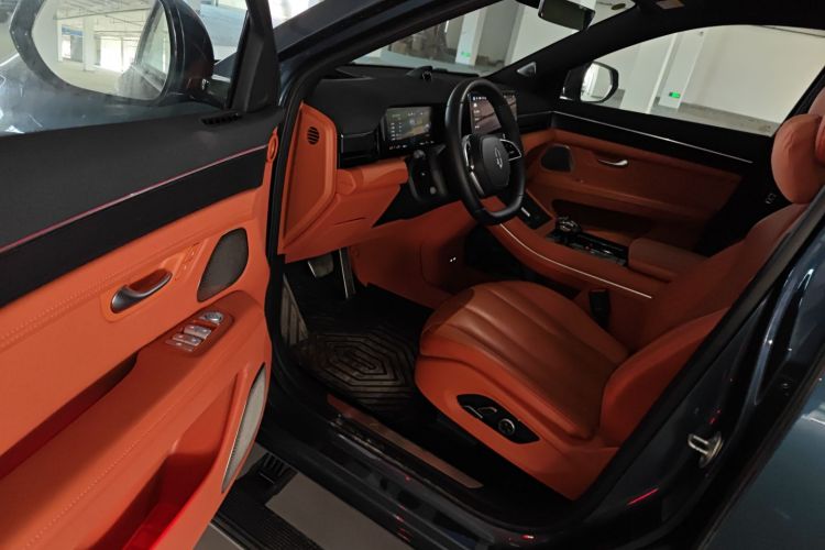 鸿蒙智行 问界M7 2024款 1.5T 智驾后驱Ultra版 5座中控内饰7003