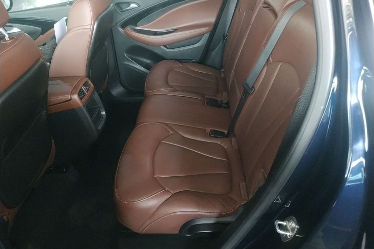 别克 昂科威 2020款 20T 两驱豪华型中控内饰7004