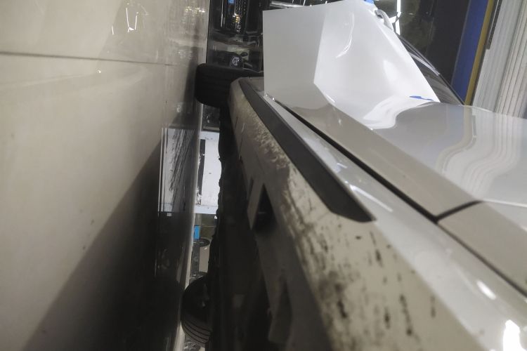 广汽传祺 影豹 2022款 270T DCT J16银河战机版局部细节9001