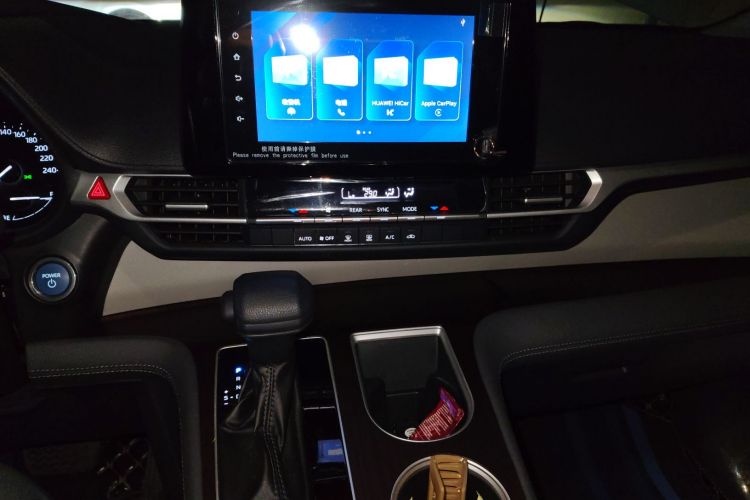 丰田 赛那SIENNA 2023款 2.5L混动 舒适版中控内饰16