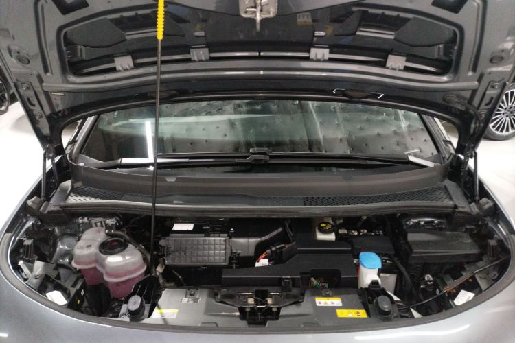 大众ID.3 2023款 纯净智享版机舱底盘24