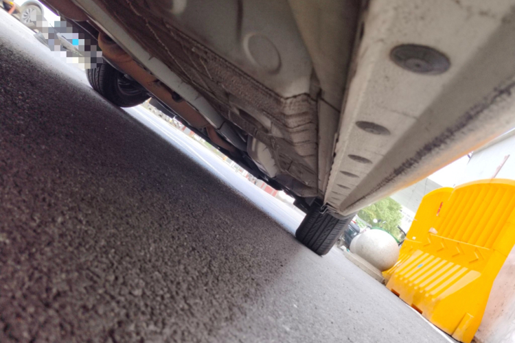 丰田 YARiS L 致享 2017款 1.5E CVT魅动版局部细节9002