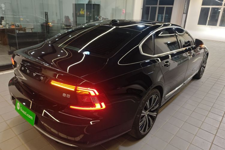 沃尔沃S90 2022款 B5 智远豪华版车身外观7