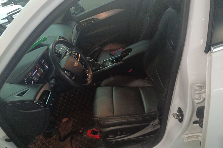 凯迪拉克ATS-L 2017款 28T 时尚型中控内饰19