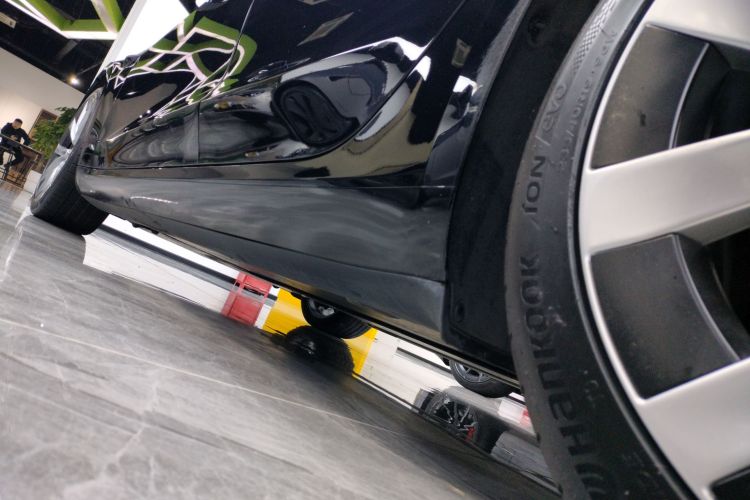 特斯拉 Model 3 2023款 长续航全轮驱动版局部细节9002