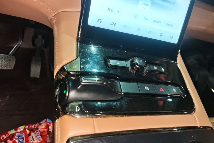 蔚来ES8 2022款 100kWh 签名版 六座中控内饰18