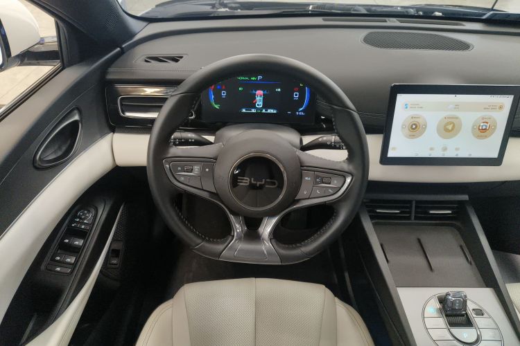 比亚迪 海豹06新能源 2024款 DM-i 80KM豪华型中控内饰13