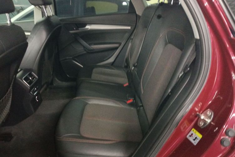 奥迪Q5L 2018款 45 TFSI 尊享时尚型 国V中控内饰7004