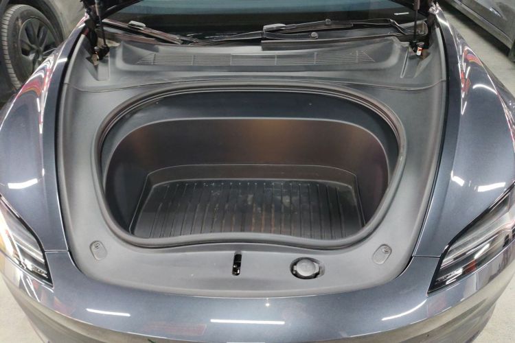 特斯拉 Model 3 2023款 长续航全轮驱动版局部细节24