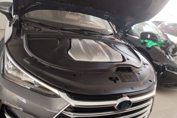 比亚迪 唐新能源 2021款 DM-i 112KM 尊贵型机舱底盘24