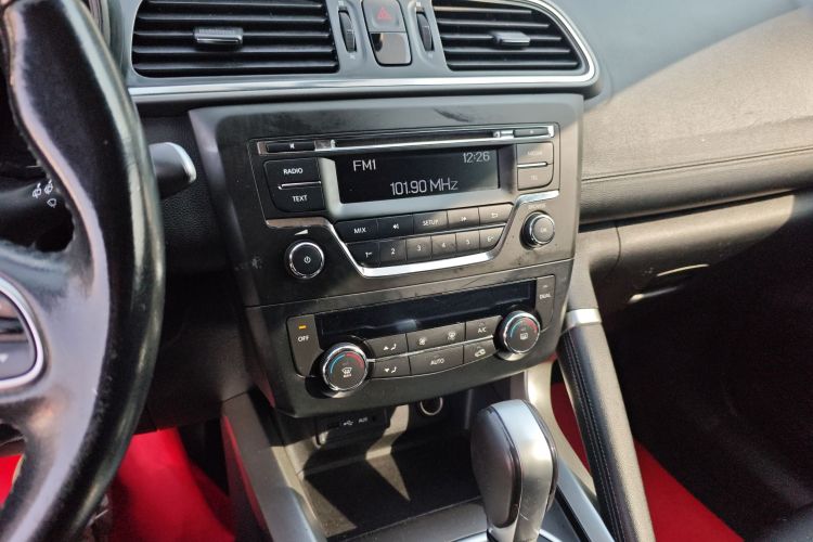 雷诺 科雷嘉 2017款 2.0L 两驱舒适版局部细节16