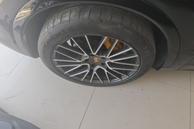 保时捷 2019款 Cayenne Coupé 3.0T车身外观35