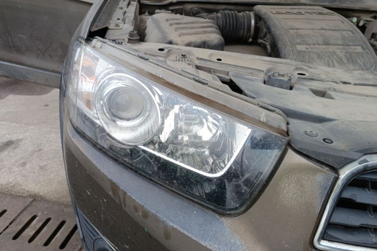 雪佛兰 科帕奇 2015款 2.4L 四驱旗舰版 7座车身外观8