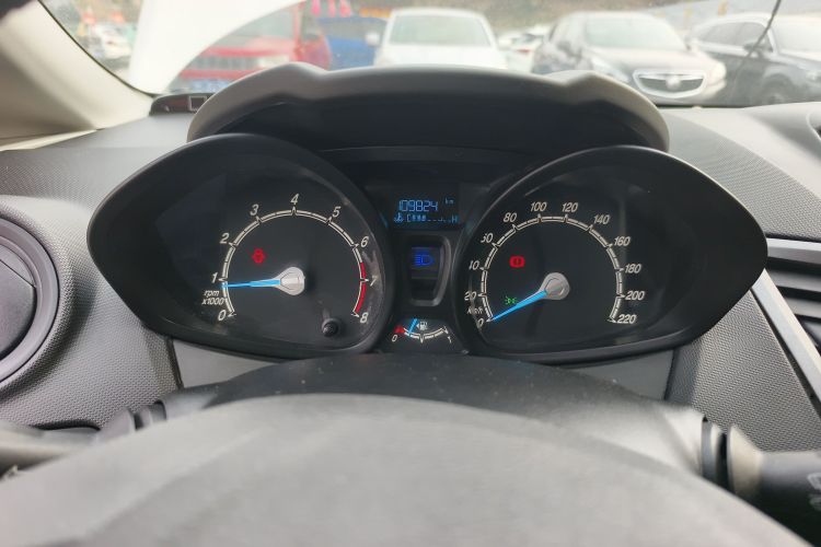 福特 嘉年华 2013款 两厢 1.5L 手动风尚型局部细节14