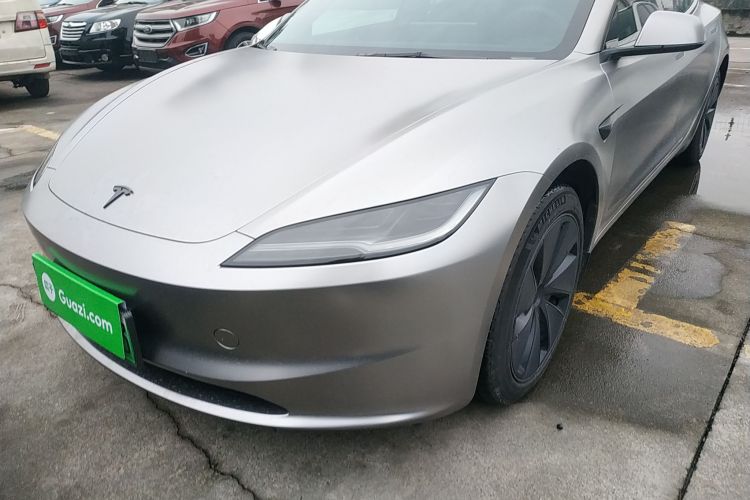 特斯拉 Model 3 2023款 后轮驱动版局部细节36