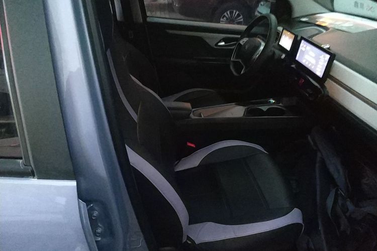 江淮钇为 钇为花仙子 2024款 挚爱版 301km Lite局部细节41