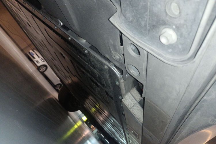 蔚来ES8 2023款 75kWh 行政版局部细节9002