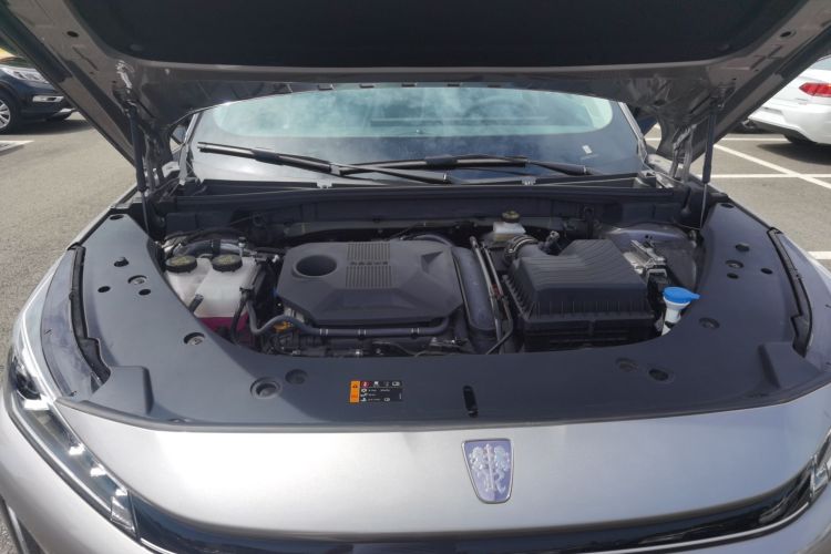 荣威D5X DMH 2024款 135旗舰版机舱底盘24